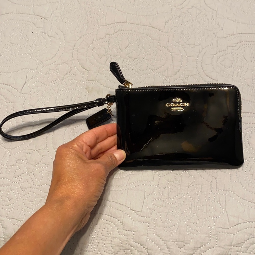 Like new Coach patent leather wristlet